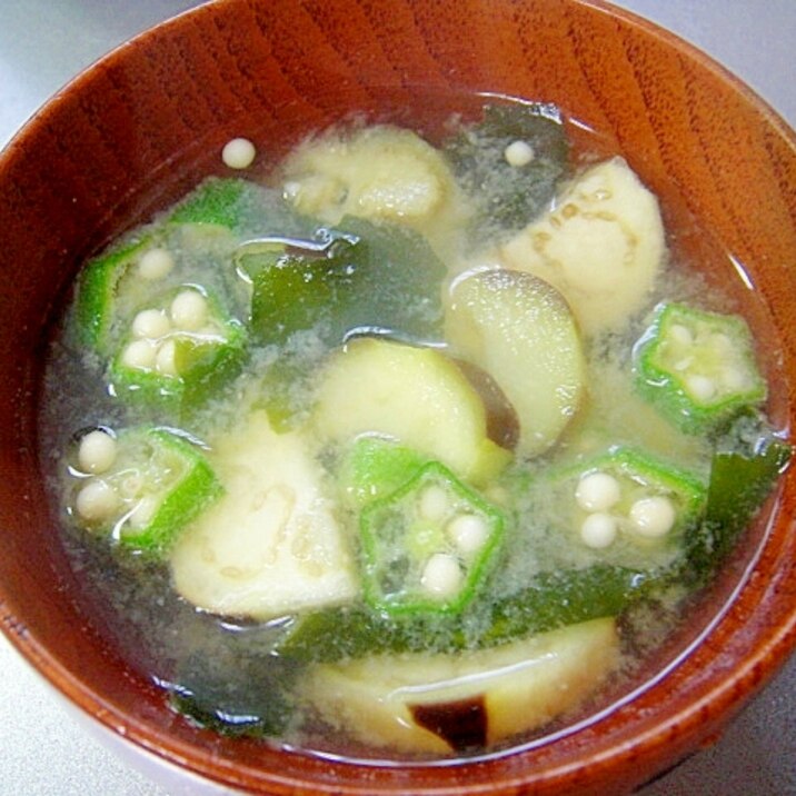 茄子とオクラわかめの味噌汁 レシピ 作り方 By Mint74 楽天レシピ